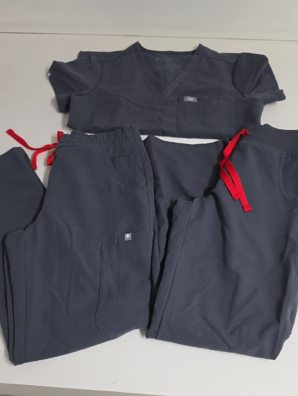 Figs Bundle Women’s Dark Gray Scrub Pants & Top Set with Red Drawstrings
